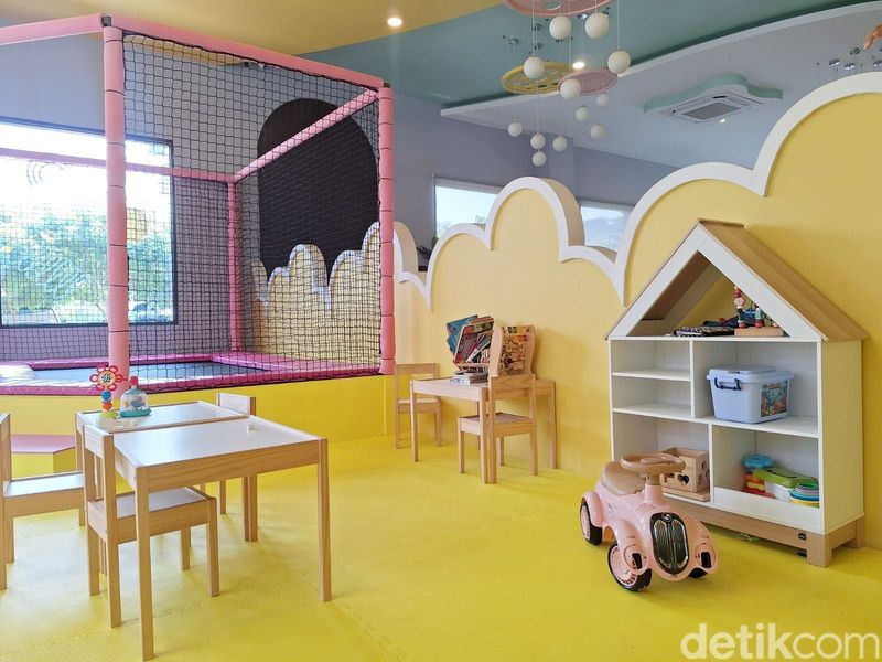 Little Goo Eatery & Playzone Little Goo Eatery & Playzone.