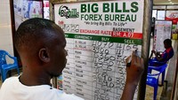 Guna meredam laju inflasi yang berpotensi menyentuh 7,5 persen, Bank of Uganda menggelar rapat kebijakan darurat. REUTERS/Abubaker Lubowa