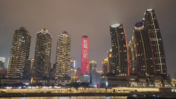 Mengenal Chongqing, 'The City of Rivers' di China nan Menyala di Malam Hari