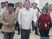 Menkop Cek Ketersediaan Barang Subsidi di KDMP Sambiroto Nganjuk