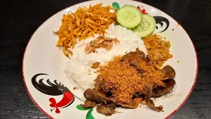 Ngidam Nasi Lidah? 10 Tempat Ini Tawarkan Menu Enak Mulai Rp30 Ribuan