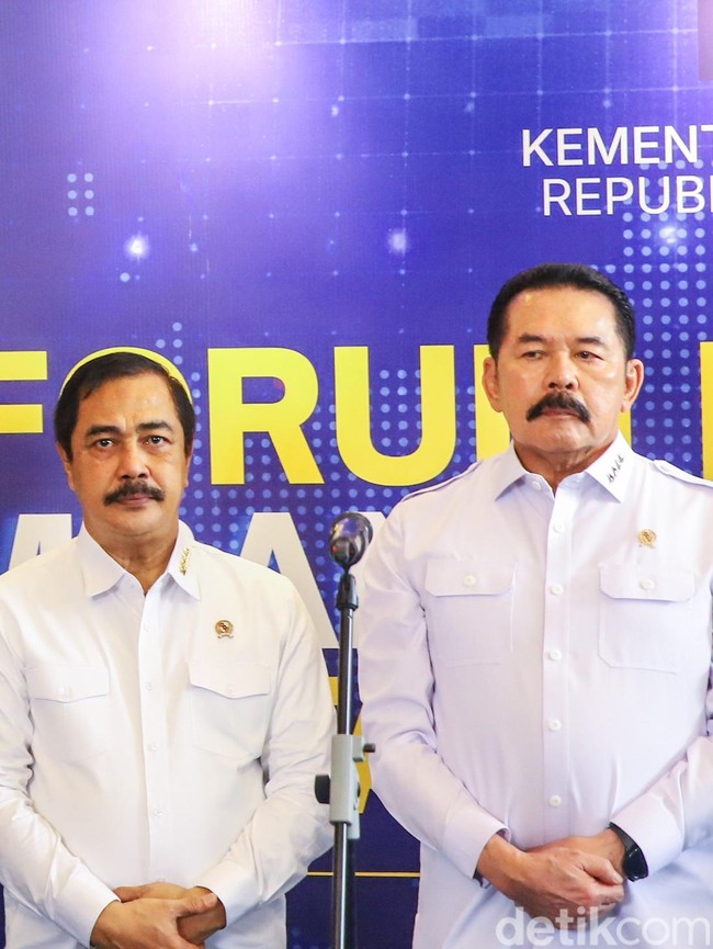 Pejabat Tinggi Negara Hadiri Forum Pembangunan Hukum di Kementerian Hukum