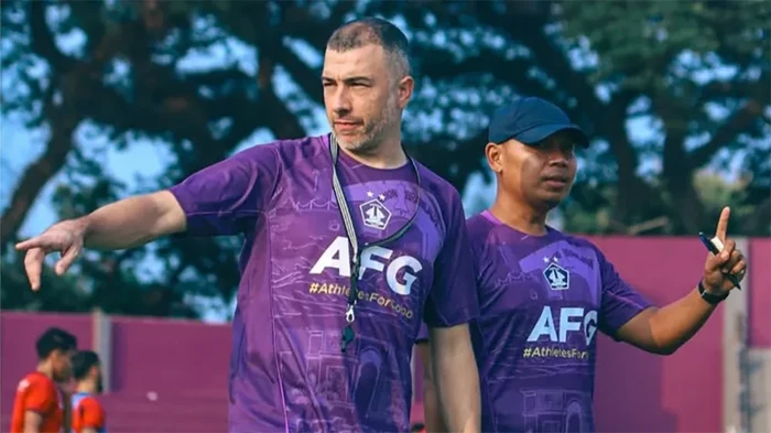 Pelatih Persik Marcos Reina.