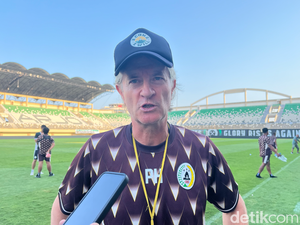 Pelatih PSS Huistra Waspadai Pertahanan Solid Persik Kediri