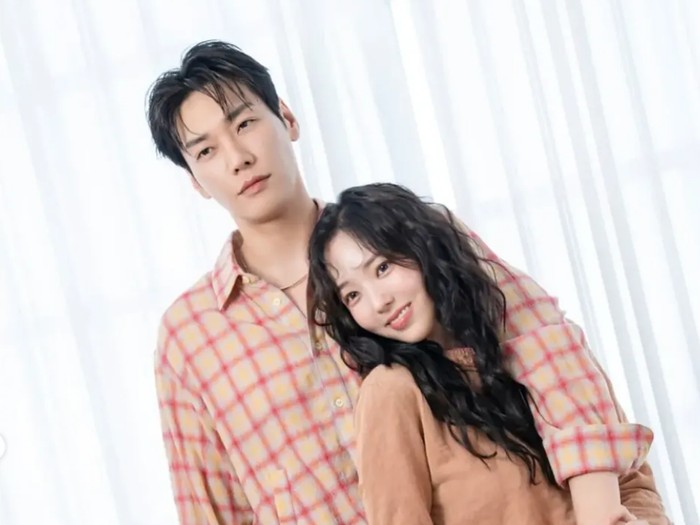 Kim Young Kwang dan Chae Soo Bin, pemain drama Korea Take Charge of My Heart