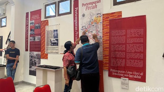Pemeran Pertemputan 5 Hari di Semarang Suasana pameran Pertempuran Lima Hari Semarang di Rumah PoHan, Kawasan Kota Lama Semarang, Kamis (15/10/2026).