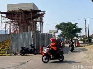 Kata Warga soal Rencana KAI Tutup Perlintasan Liar Ciroyom