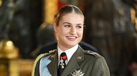 8 Potret Putri Leonor Pakai Seragam Militer, Calon Ratu Spanyol Curi Perhatian