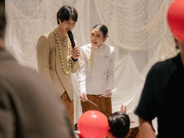 Intip 7 Potret Bahagia Rachel Cia Saat Dipersunting Dikta