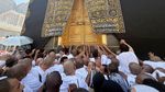 Ribuan Jemaah Umrah Padati Masjidil Haram di Kota Suci Makkah