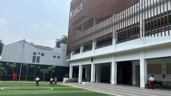 SDN Cilandak Barat 08 yang sudah selesai direnovasi