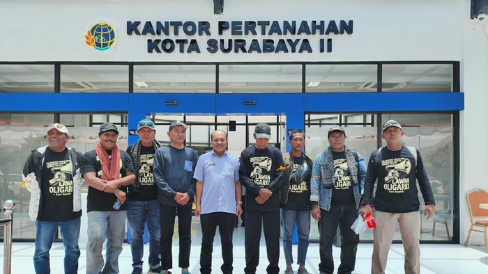 Pokdakan Cahaya Keputih saat di Kantor Pertanahan (ATR/BPN) Kota Surabaya