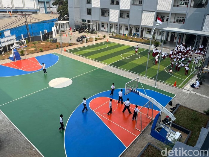 SMPN 91 yang sudah direnovasi SMPN 91 yang sudah direnovasi