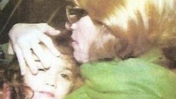 Sweet Memories! Madonna Posting Foto Masa Kecil Putri Pertama