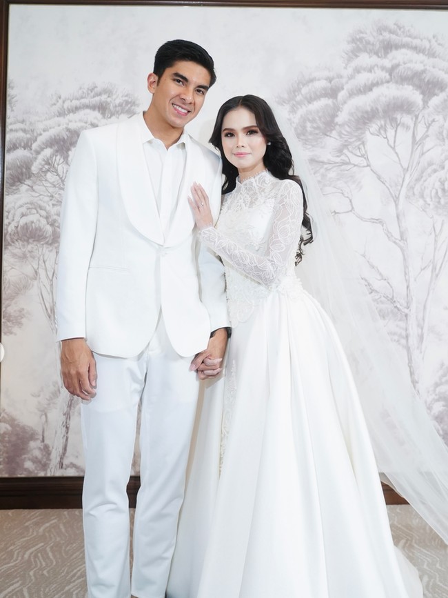 Foto Syed Saddiq Menikahi Bella Astillah, Politikus Malaysia Protes Kabut Asap