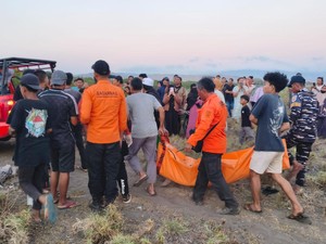 Tragedi Pantai Batu Pampang Sumbawa, 3 Wisatawan Tewas dan 1 Masih Hilang