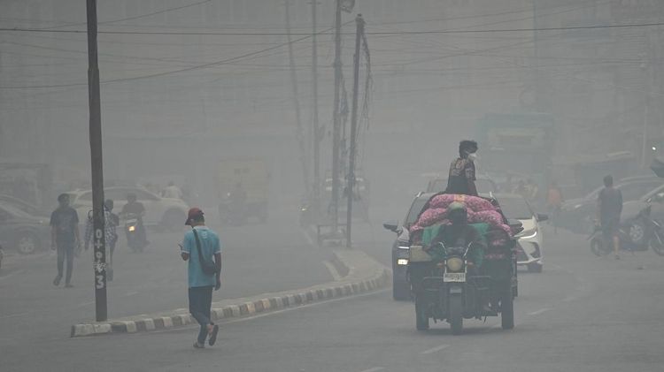 Udara Palembang Membahayakan, Warga Diteror Sesak dan Mata Perih