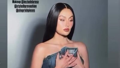 Keren! Ivan Gunawan Sulap Denim Thrifting di Pasar Senen Jadi Gaun Agnez Mo