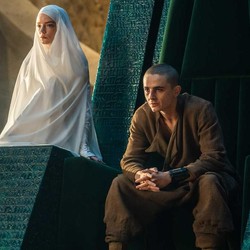 First Look Dune: Part Three, Kostum Anya Taylor-Joy Mirip Mukena