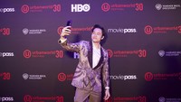Debut Film di New York, Azka Corbuzier Bikin Penonton Menangis