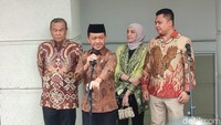 Bahlil Rapat dengan Dasco hingga Kapolri, Ada Apa?