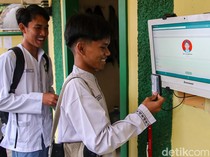 Cegah Siswa Bolos, Absensi Digital MAN 6 Jakarta Terhubung ke HP Orang Tua