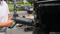 Pengisian Daya Mobil Listrik 5 Menit, Teknologi Ultra Cepat Diperkenalkan