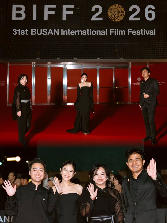 Di karpet merah, ia berpose dengan sutradara Yosep Anggi Noen dan produser Arya Ibrahim serta Gita Fara. Foto: Instagram @therealdisastr