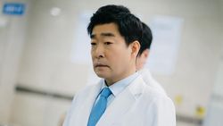 Spoiler Doctor X Malam Ini, Kim Ji Won Berlumuran Darah