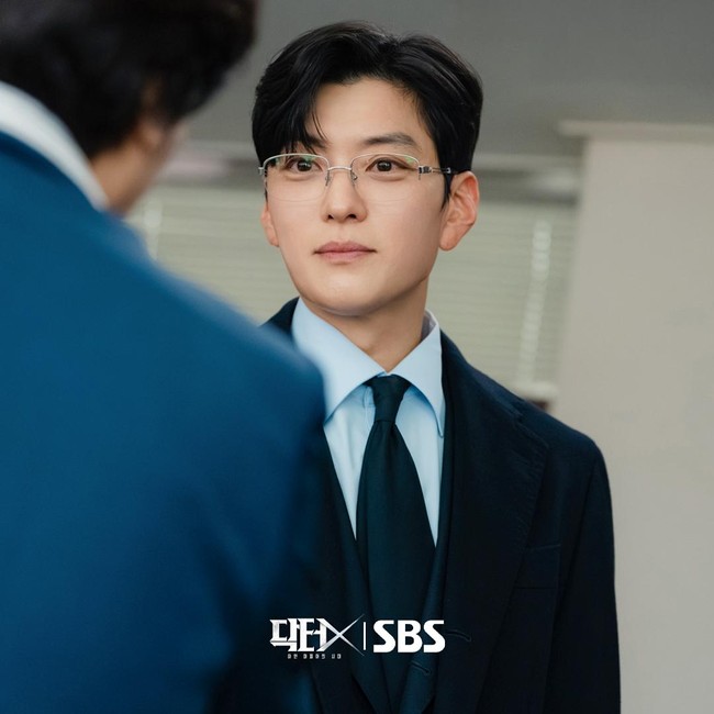 Jang Seung Jo Tampil di Doctor X Jadi Rival Kim Ji Won