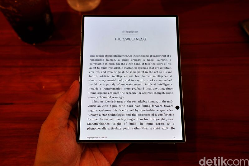 Galaxy Z Fold 8