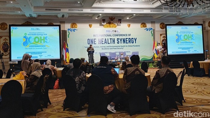 International Conference of One Health Synergy yang melibatkan mahasiswa Internasional digelar di Banyuwangi.