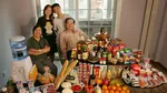 Isi Dapur 10 Keluarga di Dunia, Ada yang Belanja Rp6,8 Juta Seminggu!