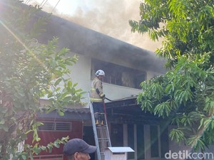 Laboratorium Medis di Jalan Kyai Saleh Semarang Kebakaran Pagi Ini