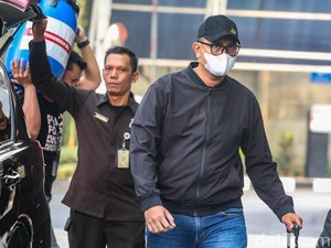 Bupati Klaten Terjaring OTT KPK, PDIP: Sanksi Partai Menanti