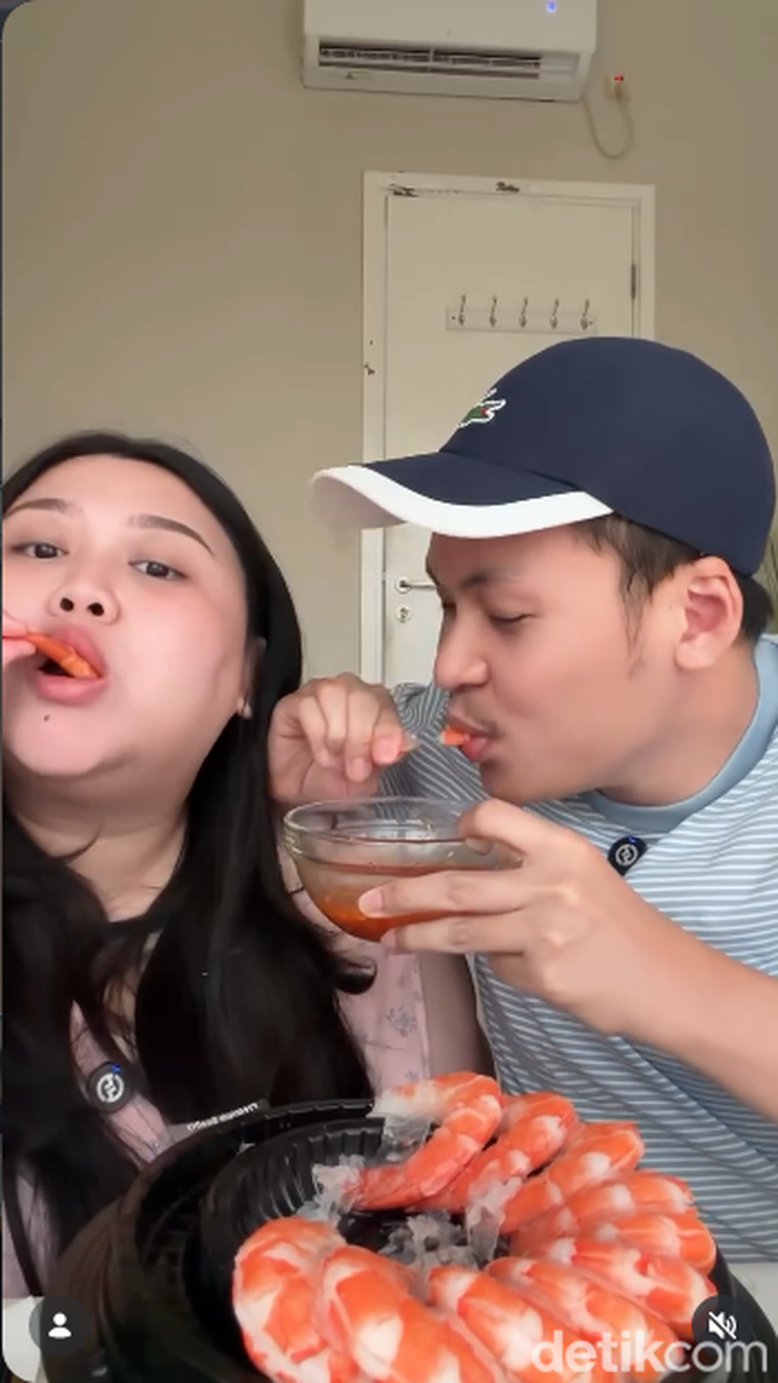 Kulineran Seru ala Clarissa Putri, Jajan di Blok M hingga Eksplor Jogja