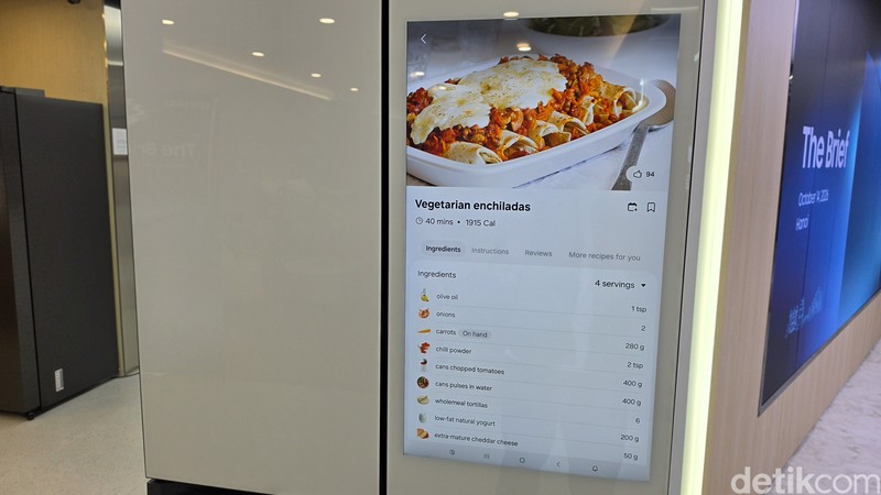 Samsung punya kulkas, AC, dan mesin cuci berteknologi AI. detikINET berkesempatan melihatnya lebih dekat nih, detikers. Begini wujudnya.