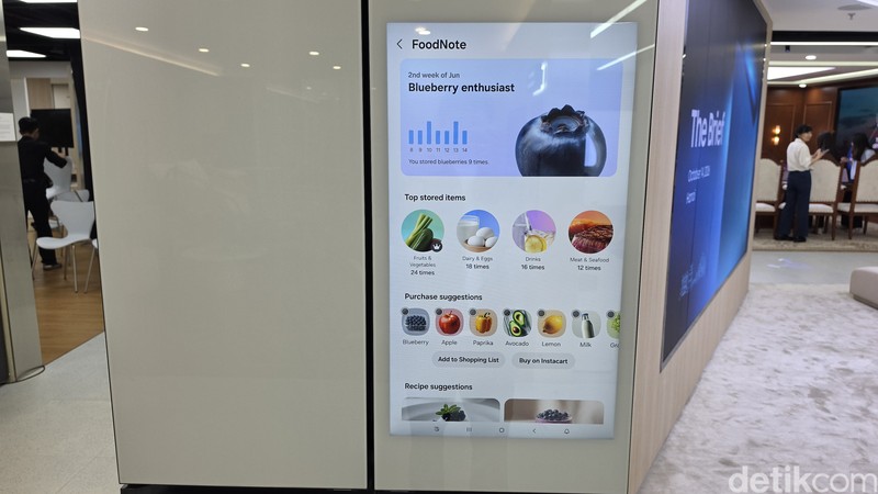 Samsung punya kulkas, AC, dan mesin cuci berteknologi AI. detikINET berkesempatan melihatnya lebih dekat nih, detikers. Begini wujudnya.