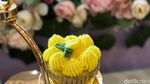 Serasa di Bridgerton! Kafe Mungil di Tebet Ini Punya Aneka Kue Cantik