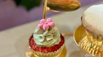 Serasa di Bridgerton! Kafe Mungil di Tebet Ini Punya Aneka Kue Cantik