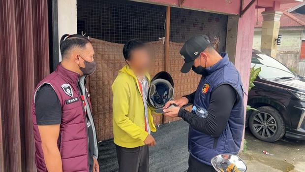 Aparat Gabungan Sikat Kawasan Rawan Narkoba di Pekanbaru, Tiga Orang Diciduk (3)