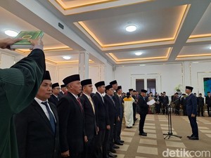 Mohan Lantik 35 Pejabat Pemkot Mataram, Eselon II Sampai Lurah