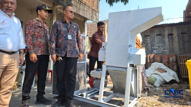 Peresmian Fasilitas Pengelolaan Sampah Berbasis Komunitas, Kamis (8/10/2026)/Khoirul Anam