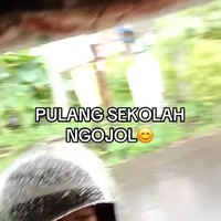 Viral Kisah Pria Dulu Driver Ojol Hingga Sales Kini Jadi Model Catwalk