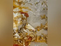 Jijik! Ada Puntung Rokok di Pesanan Ayam Gepuk yang Hampir Habis