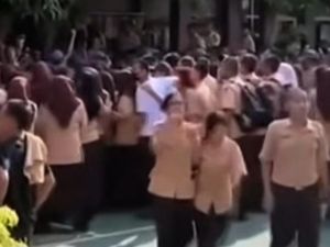 Guru SMAN 2 Makassar Diduga Lecehkan Siswi Dalih Bercanda