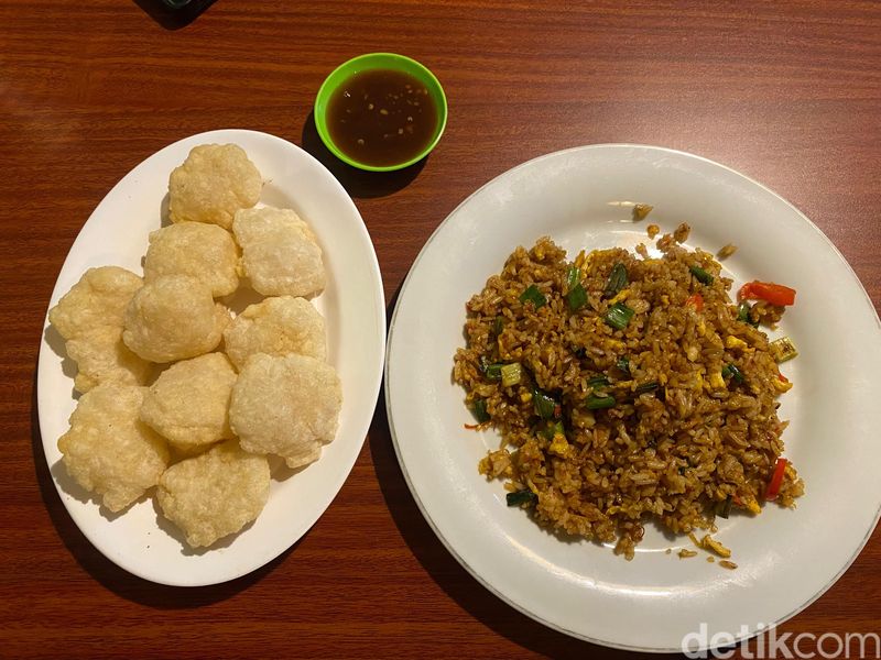 Surga Jajan Anak Kereta! 7 Kuliner Murah di Stasiun Duren Kalibata
