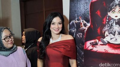 Titi Kamal Curhat Leluconnya Gak Mempan ke Anak Gegara Beda Generasi