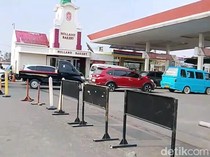 Antrean BBM di SPBU Manado Mengular, Pemobil Bawa Bekal Makanan
