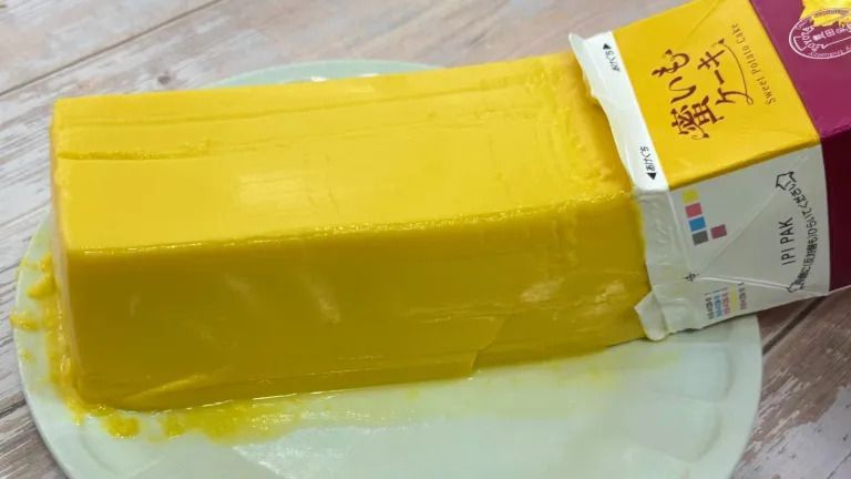 Dikira Susu Ternyata Isinya Kue! Supermarket Ini Tawarkan Dessert Unik